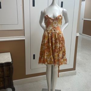 Fresh summer dress . Look chic in this colorful dress